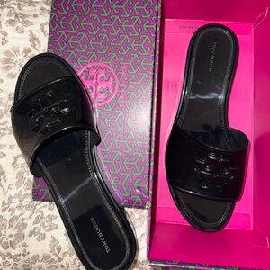 Tory Burch Eleanor Jelly Slide Sandals